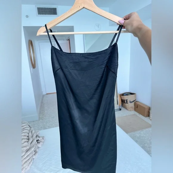 Aritzia dresses HAUL - Picture 11 of 12